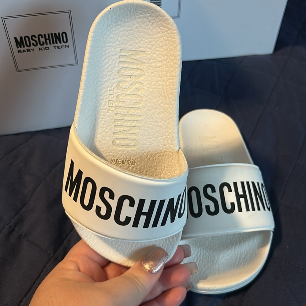 Moschino White Slide Sandals - Picture 4 of 6